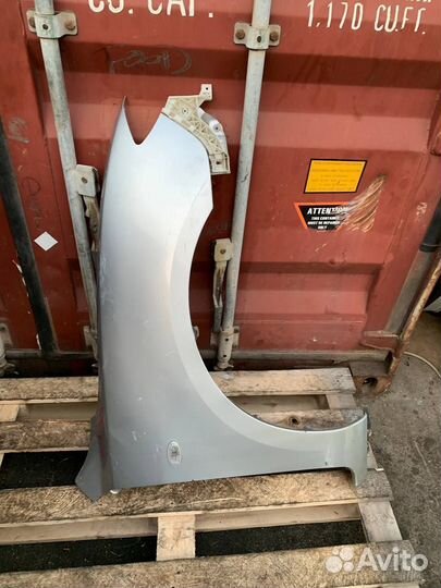 Крыло переднее правое Mazda 3 BK седан