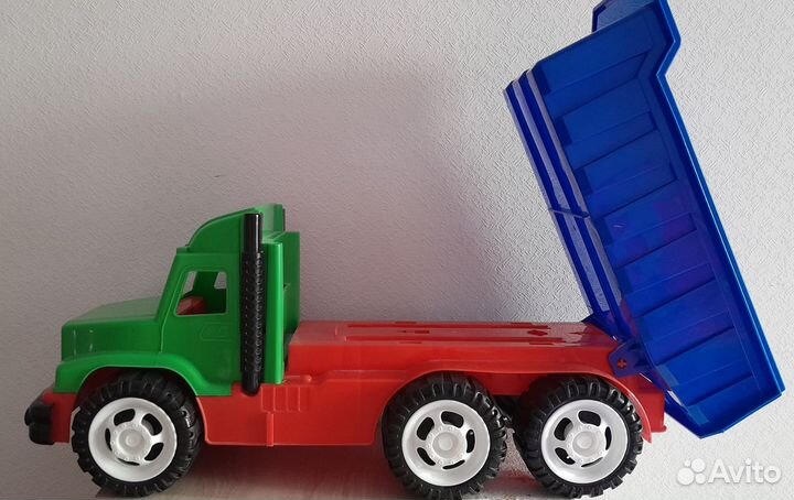 Большой грузовик игрушка