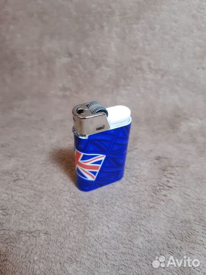 Зажигалка газовая