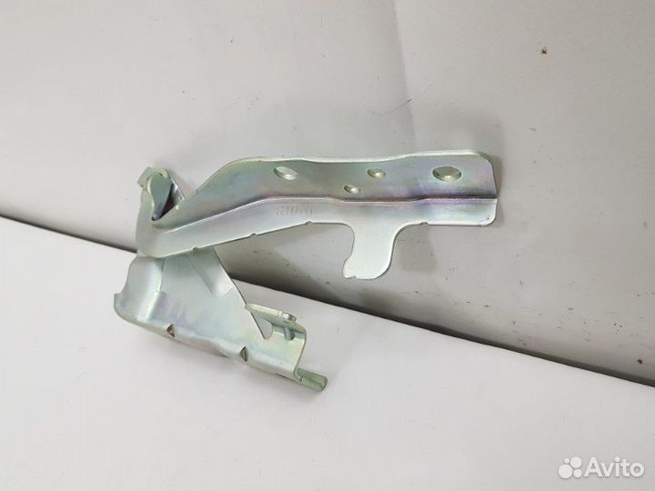 Петля капота Ssang Yong Actyon New