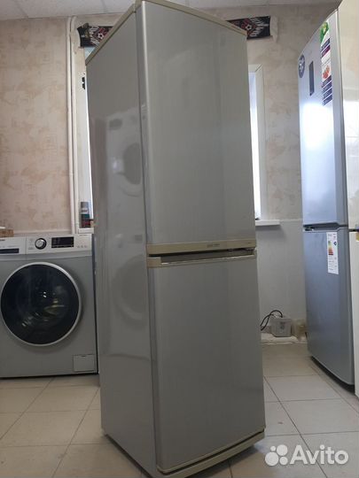 Холодильник Samsung CoolnCool 155sm