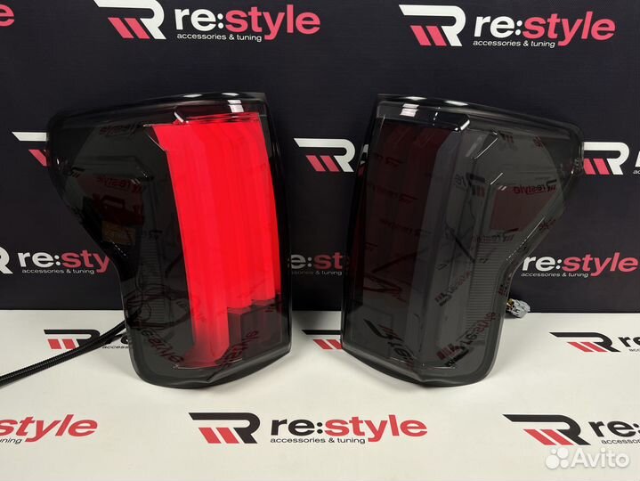 Стопы Toyota Tundra 07-13г Дымчатые LED