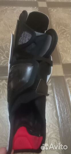 Щитки хоккейные