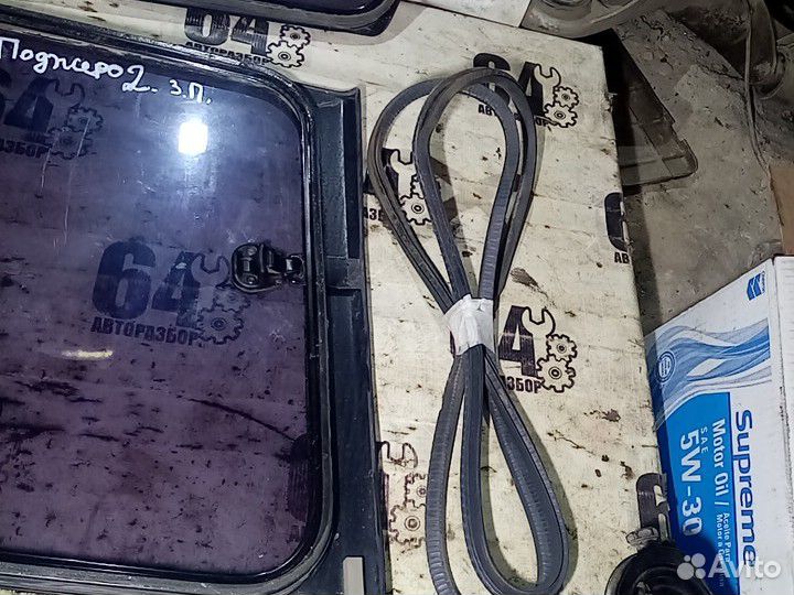 Форточка задняя для Mitsubishi Pajero 2