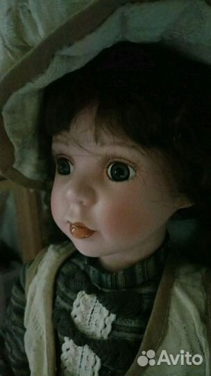 Большая немецкая фарфоровая кукла 60 см