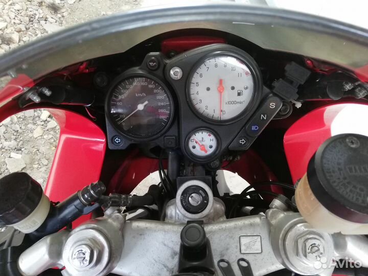 Honda vtr1000 faer storm