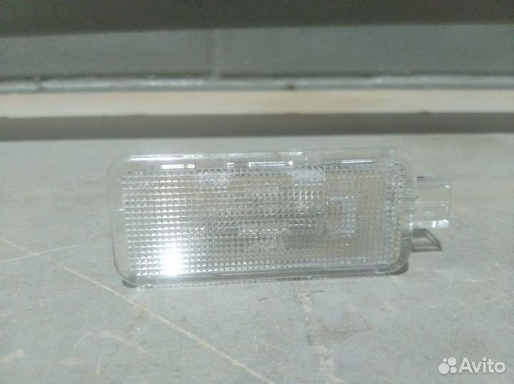 Плафон подсветки бардачка LADA Granta седан 11182