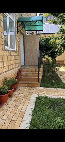 Комната 50 м² в 2-к., 1/2 эт.