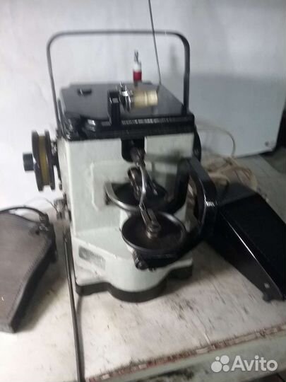 Скорняжная машинка