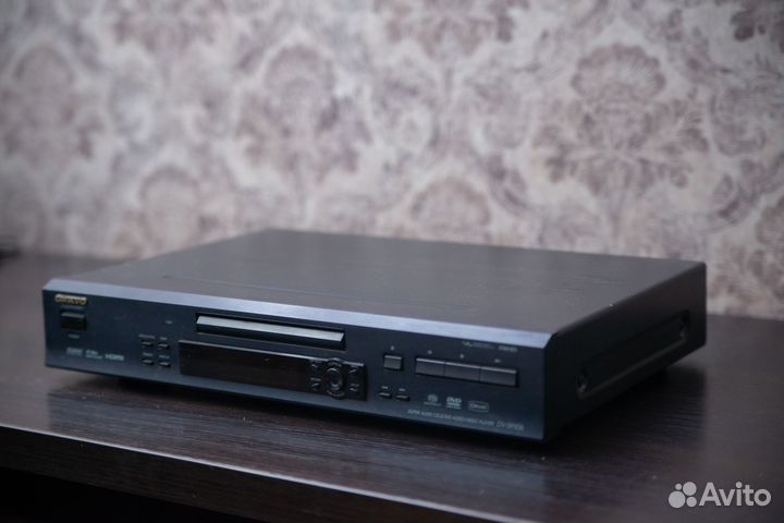 Super Audio CD и DVD плеер Onkyo DV-SP506