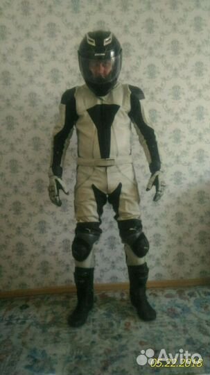 Мотокомбинезон