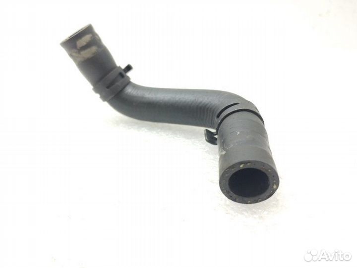 Патрубок системы охлаждения Volkswagen Passat B6