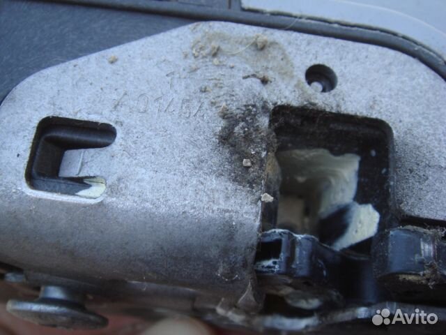 Пежо 308 Замок двери передней правой Peugeot 308