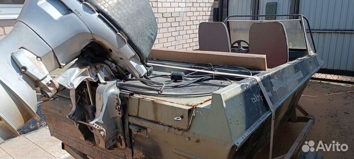 Крым с мотором Honda 50л/с