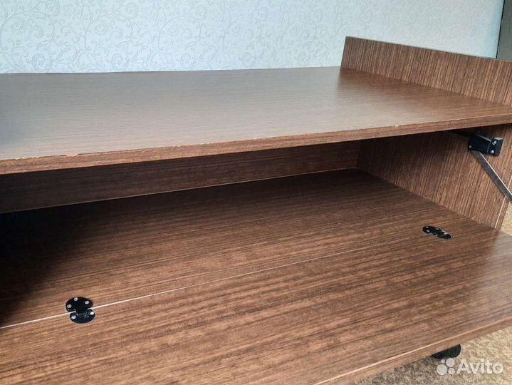 Тумба под телевизор