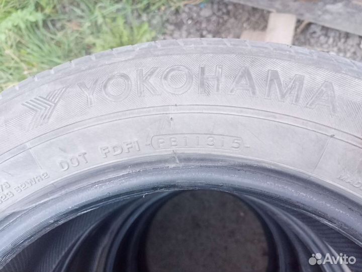 Yokohama dB Decibel E70 215/60 R16
