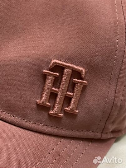 Tommy hilfiger кепка