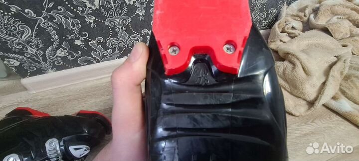 Горнолыжные ботинки Atomic Hawx plus 27-27.5