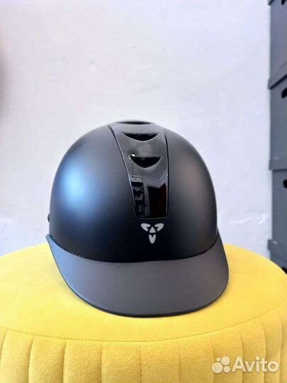 Шлем для верховой езды56 размер