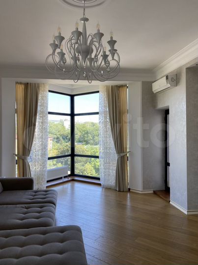 3-к. квартира, 115 м², 9/13 эт.