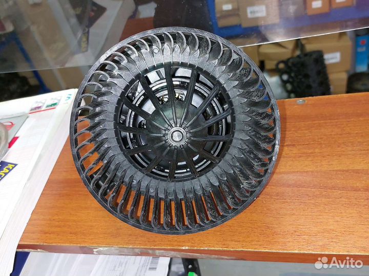 Вентилятор печки 6001547487 рено логан