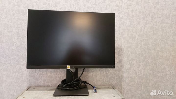 Монитор dell