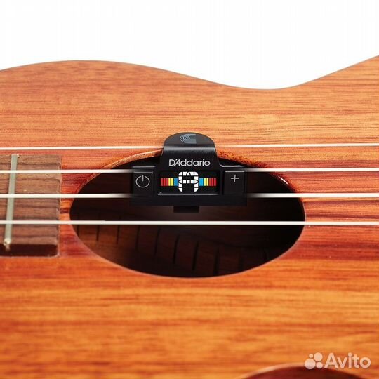 Тюнер в резонаторное отверстие для укулеле, Planet