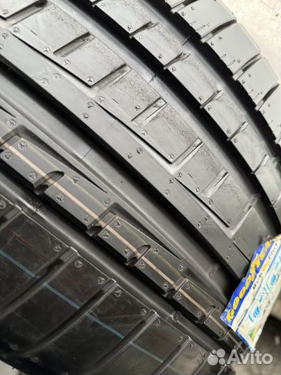 Goodyear Eagle F1 Asymmetric 3 245/35 R20 и 275/30 R20 Y