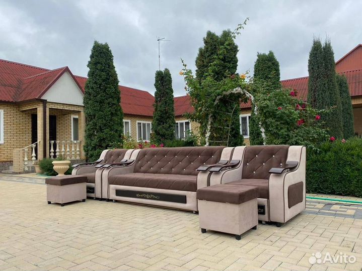 Диван в офис