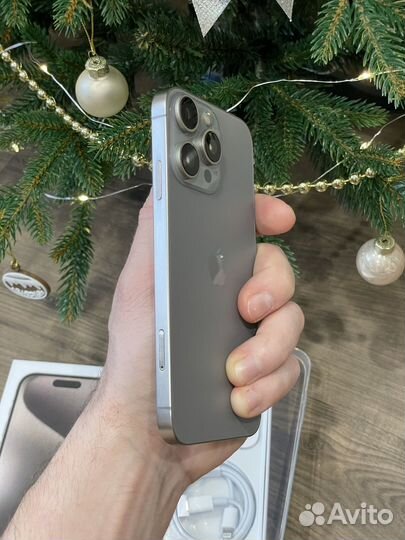 iPhone 15 pro (внутри iPhone XR)