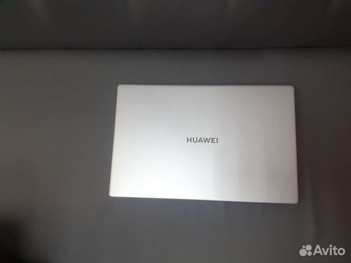 Ноутбук Huawei MateBook D 15 Core i3/8Гб/SSD 256