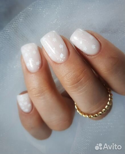 Маникюр с укреплением (ост. гдк)