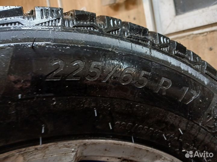 Michelin X-Ice North 4 225/65 R17 106H