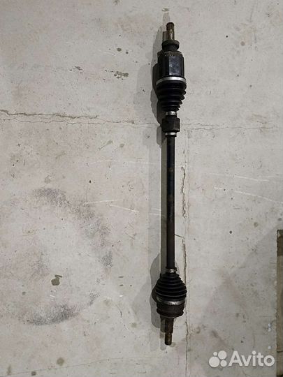 Шрус передний правый на Chevrolet Cruze