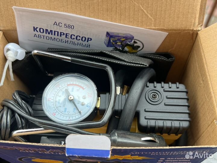 Автомобильный компрессор Tornado AC580 с сумкой