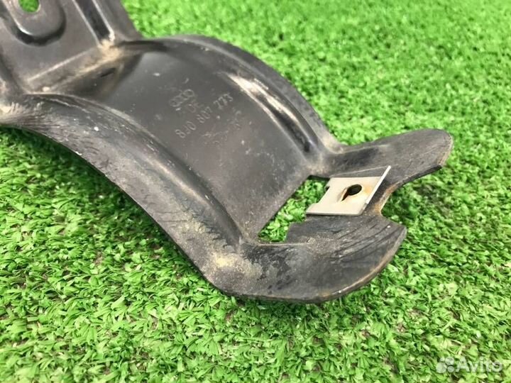 Кронштейн бампера задний Audi Tt 8J BUB 2007