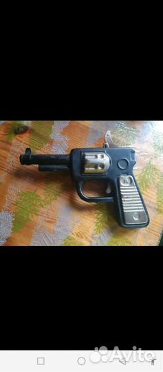 Игрушечный детский пистолет