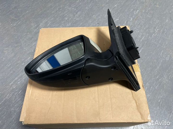 Зеркало левое Chevrolet Cruze