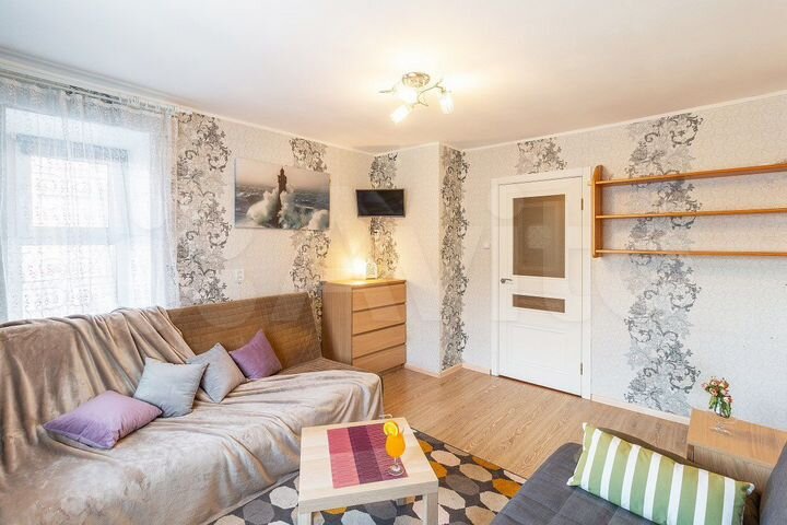 2-к. квартира, 51 м², 1/9 эт.