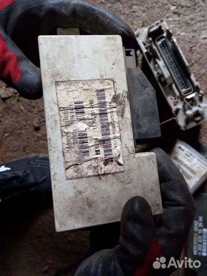 Блоки и приборка Mercedes