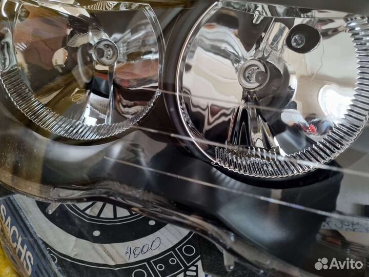 Бмв Е46 фара левая новая,хелла