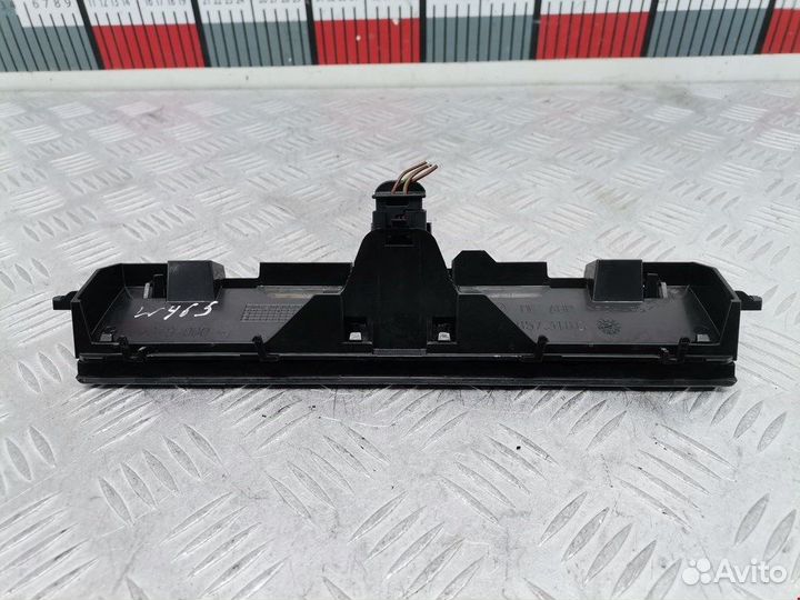 Кнопка для Volkswagen Passat 6