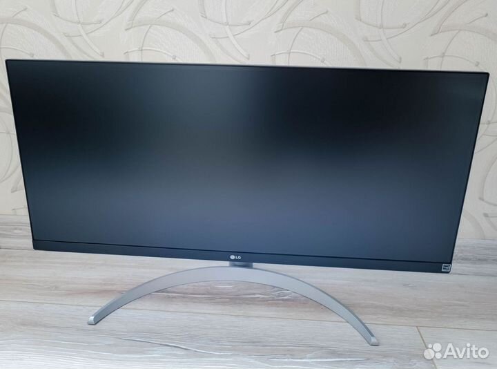 Монитор LG 29WQ600