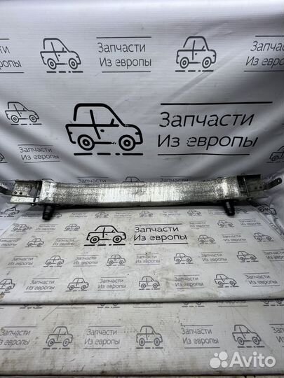 Усилитель переднего бампера Audi A4 B7 2005-2007г