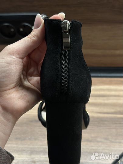 Босоножки женские