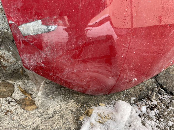 Капот лансер 10 красный