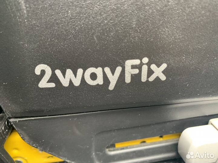 Кресло Maxi-cosi 2 wayPearl плюс база 2wayFix