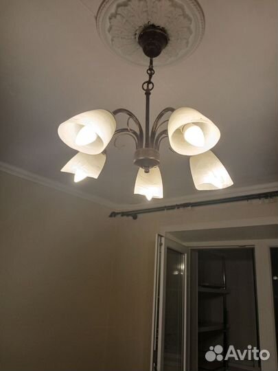 Люстра и гардина б/у