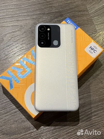 TECNO Spark 8C, 4/64 ГБ