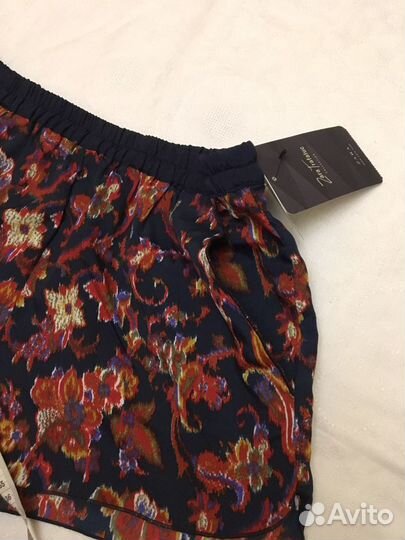 Шорты 44-46 Zara новые
